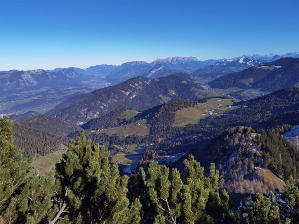 Gratlspitze Ausblick über die Wildschönau samt Kaisergebirge