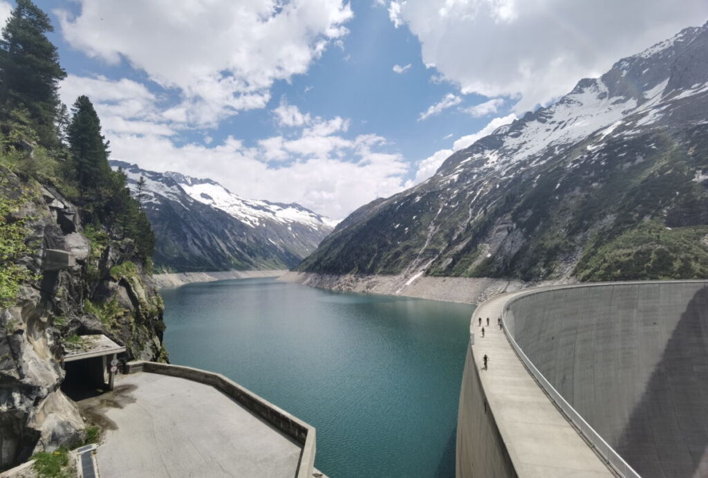 Der Zillergrund Stausee